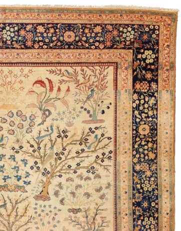 A KASHAN `MOHTASHAM` CARPET - photo 4