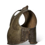 A WATERED-STEEL CUIRASS - photo 2