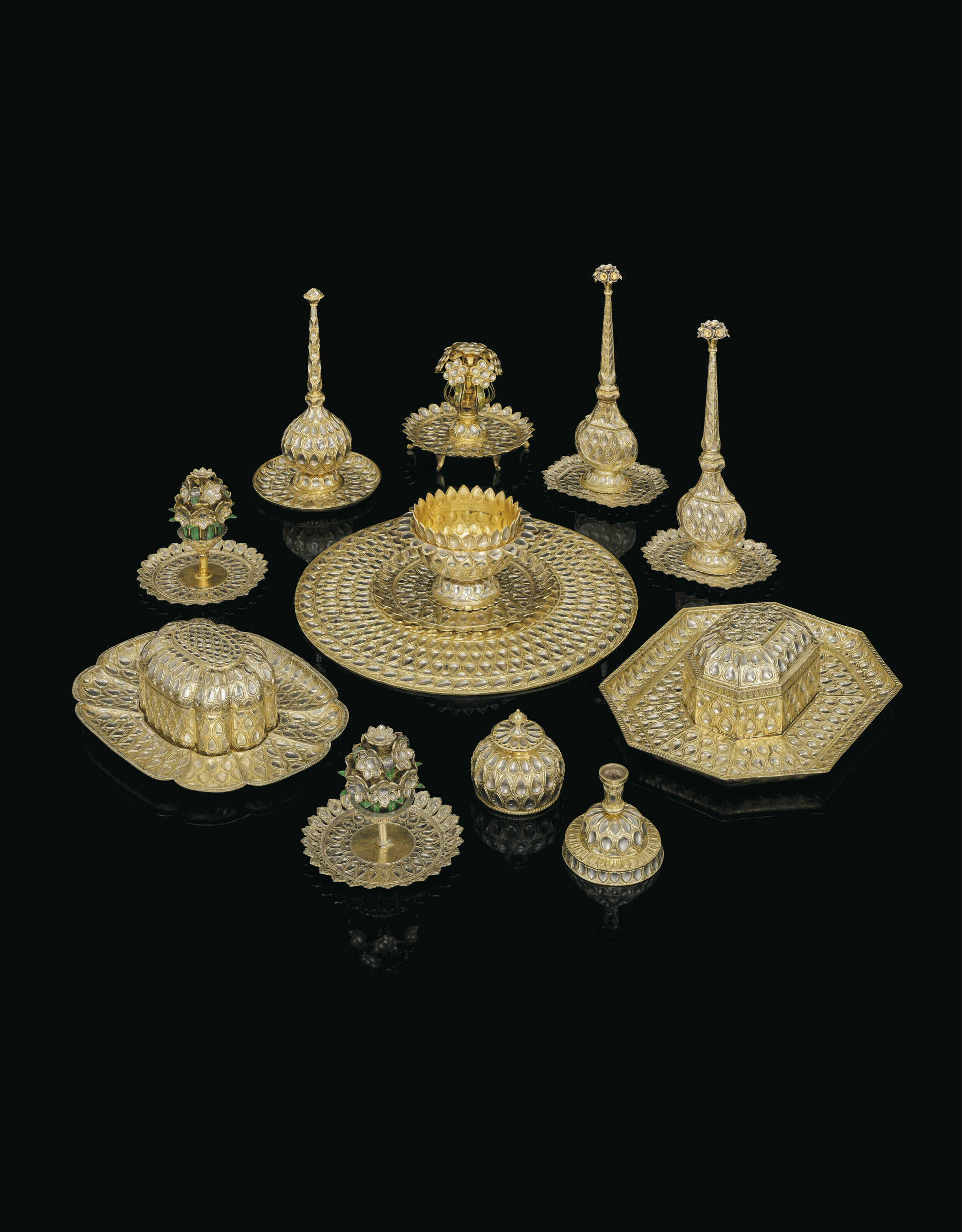 A SILVER AND PARTIAL GILT DURBAR SET