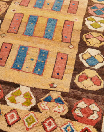 A KONYA LONG RUG - photo 3