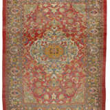 A SULTANABAD CARPET - photo 1