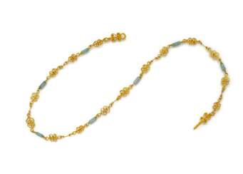 Historisierendes Halsband im römischen Stil
