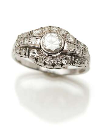 Ring mit Altschliffdiamanten - фото 1
