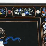 Prunkvolle Pietra-Dura Tischplatte mit Musikinstrumenten - photo 5