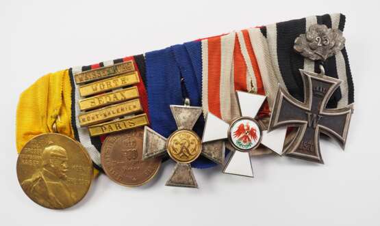 Preussen: Große Frackschnalle eines Veteranen des deutsch-französischen Krieges mit 5 Auszeichnungen. - фото 1