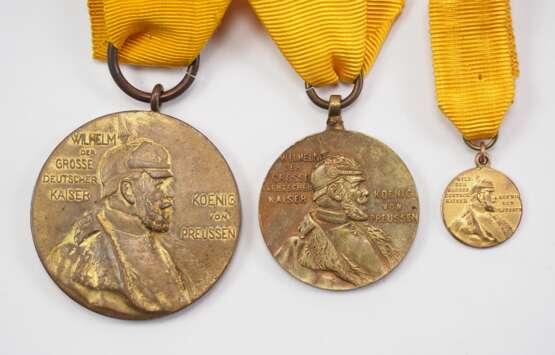 Preussen: Zentenarmedaille (1897), mit Reduktion und Miniatur. - фото 1