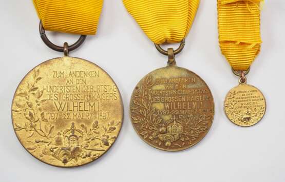 Preussen: Zentenarmedaille (1897), mit Reduktion und Miniatur. - photo 2