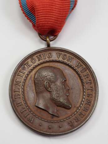 Württemberg: Medaille für Gute Leistungen beim Armee-Vergleichsschiessen des Infanterie-Regiment 127 für einen Musketier der 1. Comp. 1899. - фото 2