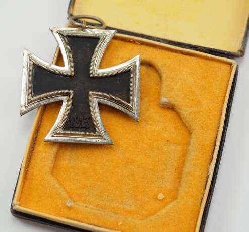 Eisernes Kreuz, 1939, 2. Klasse, im Etui. - photo 2