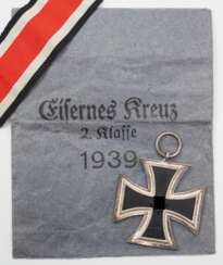 Eisernes Kreuz, 1939, 2. Klasse, in Verleihungstüte - 100.