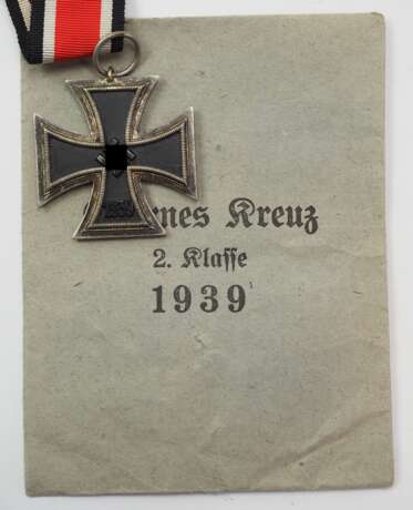 Eisernes Kreuz, 1939, 2. Klasse, in Verleihungstüte. - Foto 1