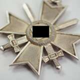 Ritterkreuz des Kriegsverdienstkreuzes, mit Schwertern - Deschler. - фото 2