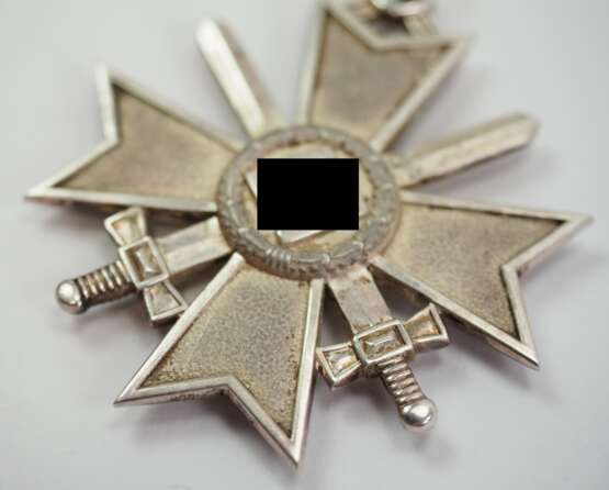 Ritterkreuz des Kriegsverdienstkreuzes, mit Schwertern - Deschler. - Foto 2