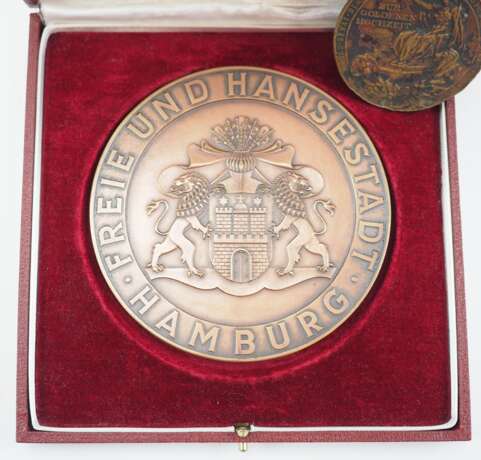 Hamburg: Medaille für Treue Arbeit im Dienste des Volkes, in Bronze, im Etui. - фото 2
