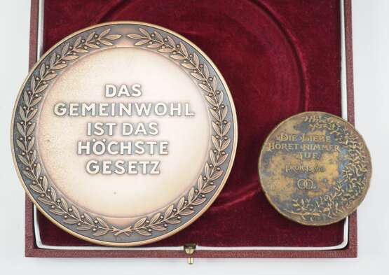 Hamburg: Medaille für Treue Arbeit im Dienste des Volkes, in Bronze, im Etui. - фото 3