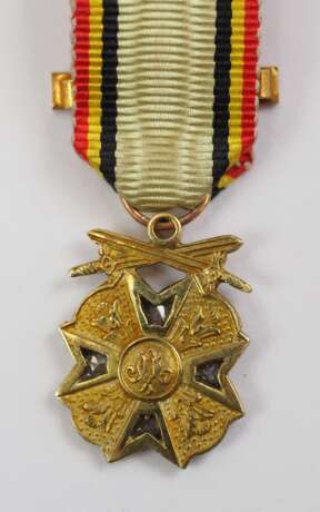 Belgien: Medaille des Zivilen-Ehrenzeichens, mit Schwertern, mit Spange 1914-1918 Miniatur. - фото 3