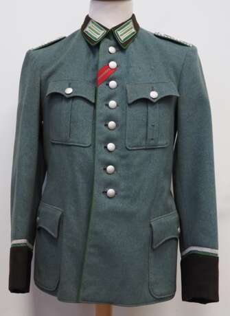 Polizei: Uniformjacke eines Hauptwachtmeisters der Schutzpolizei. - photo 1