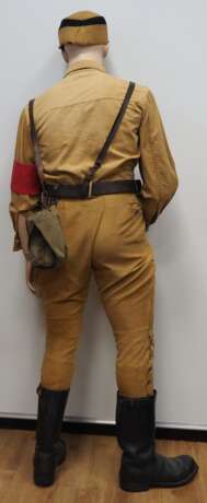 SA: Komplette Uniform eines SA-Sturmmannes - auf Puppe. - Foto 6