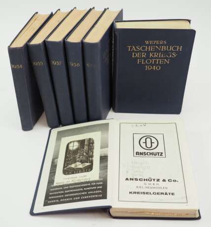 von Württemberg, Herzog Ferdinand Eugen: Taschenbuch der Kriegsflotten 1934/35/37/38/39/ und 41-42. - Foto 1