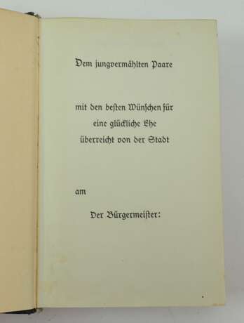 Hitler, Adolf: Mein Kampf - Hochzeitsausgabe mit Bergbau Stadtwappen 1942. - фото 4