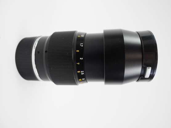 Leica, Wetzlar: Objektiv 'TELE-ELMAR-M 1:4/ 135 mm'. - Foto 3