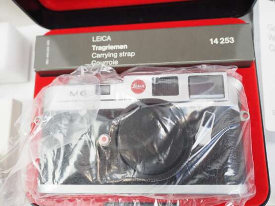 Leica: Analogkamera M6 u. Summicron-M 1:2/ 50 mm, unbenutzt. - Foto 3