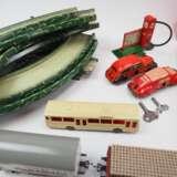 Konvolut Modelleisenbahn, Dampfmaschine u. Modellautos. - Foto 3