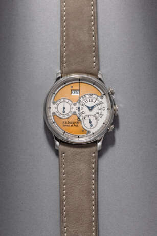 F.P. JOURNE. AN EARLY AND VERY RARE PLATINUM AUTOMATIC FLYBACK CHRONOGRAPH WRISTWATCH WITH BRASS MOVEMENT AND DATE - фото 2
