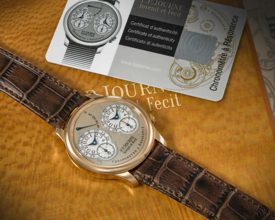 F.P. JOURNE. AN ATTRACTIVE AND SOUGHT AFTER 18K PINK GOLD CHRONOMETER WRISTWATCH WITH RESONANCE-CONTROLLED TWIN INDEPENDENT GEAR-TRAIN MOVEMENT AND POWER RESERVE - photo 3