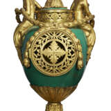 A LATE LOUIS XV ORMOLU-MOUNTED AND SEVRES PORCELAIN FOND VERT MANTEL CLOCK - photo 2