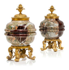 A PAIR OF FRENCH ORMOLU-MOUNTED BRULE PARFUMS