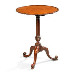 A GEORGE III MAHOGANY TRIPOD TABLE