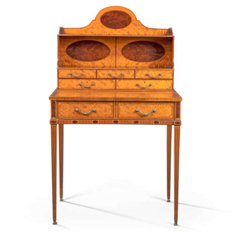 A VICTORIAN SATINWOOD AND MAHOGANY BONHEUR-DU-JOUR - фото 1