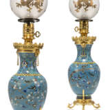A PAIR OF FRENCH ORMOLU-MOUNTED JAPANESE CLOISONNE ENAMEL LAMPS - фото 1
