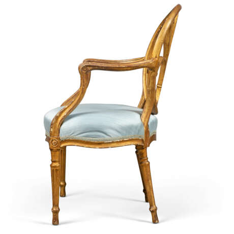 A SET OF EIGHT GEORGE III GILTWOOD DINING-CHAIRS - фото 4
