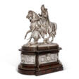 A VICTORIAN SILVER SCULPTURAL RACING TROPHY - Auktionspreise