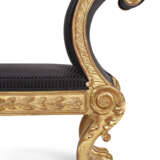 A PAIR OF REGENCY GILTWOOD BENCHES - Foto 3