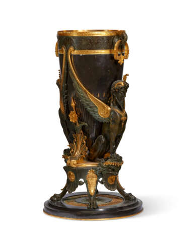 A FRENCH BLACK MARBLE, PATINATED AND GILT-BRONZE VASE - photo 4