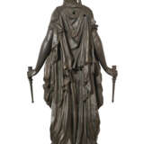 A FRENCH PATINATED-BRONZE FIGURAL TORCHERE - фото 2