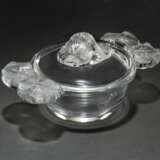 A LALIQUE GLASS 'HONFLEUR' PATTERN COMPOSITE PART TABLE-SERVICE - фото 7