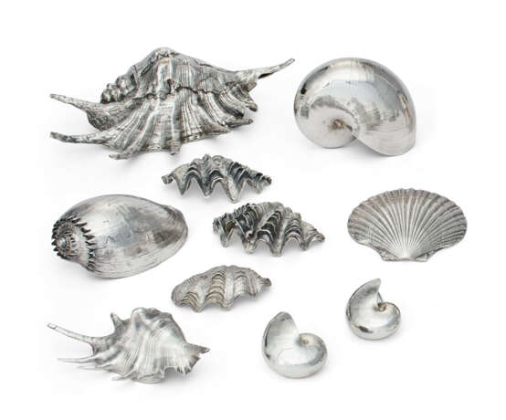A SUITE OF TEN ITALIAN SILVER-MOUNTED SHELLS - photo 1