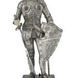 A GERMAN SILVER FIGURE OF A KNIGHT - photo 1