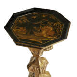 A PAIR OF QUEEN ANNE BLACK AND GILT JAPANNED AND GILTWOOD TORCHÈRES - Foto 3