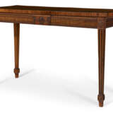 A PAIR OF GEORGE III MAHOGANY SIDE TABLES - фото 3