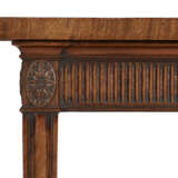 A PAIR OF GEORGE III MAHOGANY SIDE TABLES - Foto 6