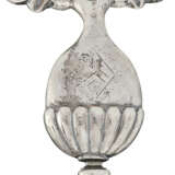 A QUEEN ANNE SILVER CHAMBER CANDLESTICK - Foto 2