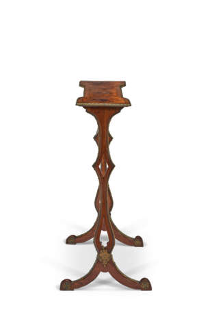A GEORGE III BRASS-MOUNTED BURR YEW WOOD AND MAHOGANY OCCASIONAL TABLE - фото 3