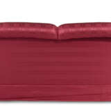 A MAGENTA SILK UPHOLSTERED TWO-SEAT SOFA - photo 3