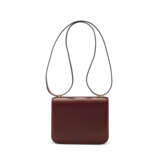 A ROUGE H CALFBOX LEATHER MINI CONSTANCE 18 WITH GOLD HARDWARE - photo 3