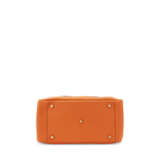 AN ORANGE H EVERGRAIN LEATHER LINDY 34 WITH GOLD HARDWARE - фото 4